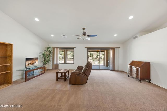 62574 E Northwood Road, Tucson, AZ 85739