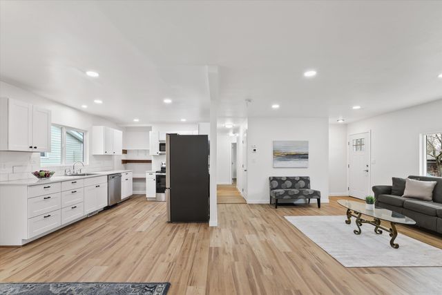 3317 W 7th Ave, Spokane, WA 99224