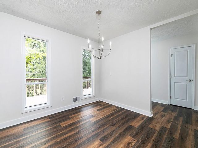 2506 Kingsley Drive NE, Marietta, GA 30062
