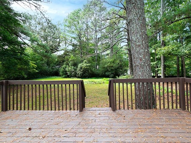 2506 Kingsley Drive NE, Marietta, GA 30062