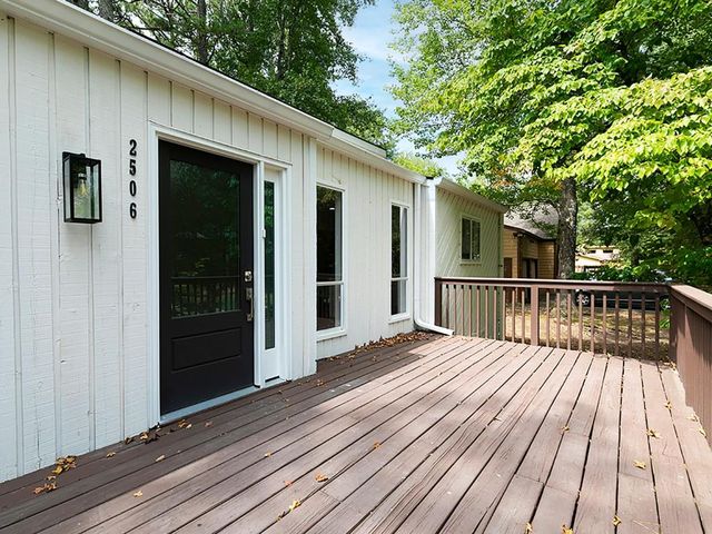 2506 Kingsley Drive NE, Marietta, GA 30062