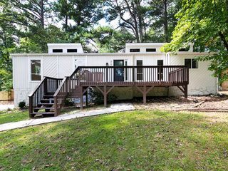 2506 Kingsley Drive NE, Marietta, GA 30062