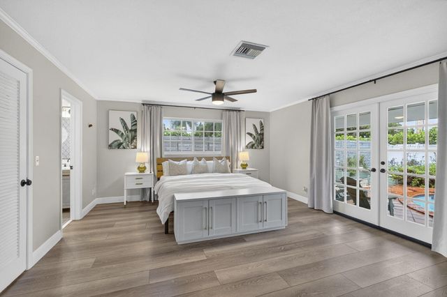 903 SW 28th Avenue, Boynton Beach, FL 33435