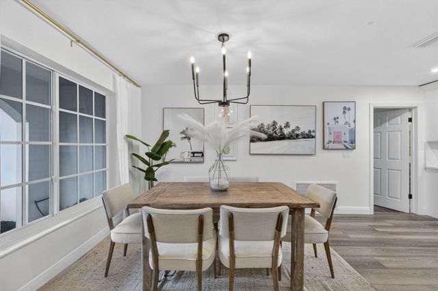 903 SW 28th Avenue, Boynton Beach, FL 33435