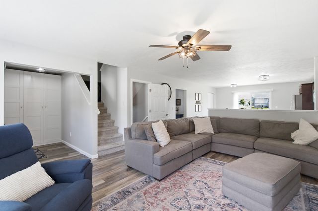 58853 Blue Stem Circle, Mattawan, MI 49071