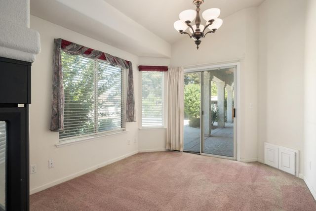 6457 N Selland Avenue, Fresno, CA 93711