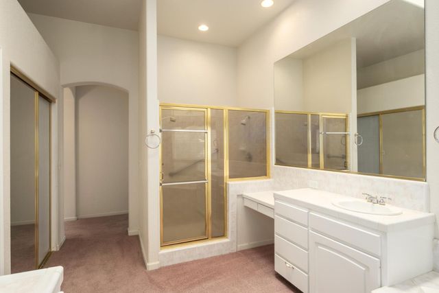 6457 N Selland Avenue, Fresno, CA 93711