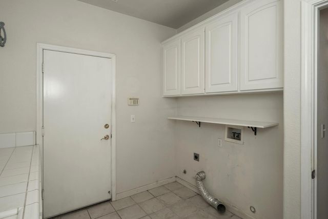6457 N Selland Avenue, Fresno, CA 93711