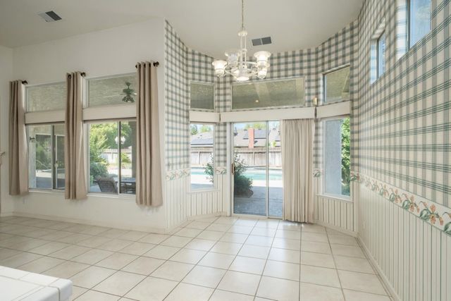 6457 N Selland Avenue, Fresno, CA 93711