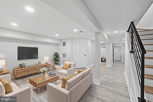 4902 4TH ST NW, Washington, DC 20011