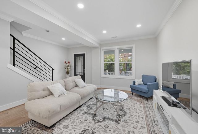 4902 4TH ST NW, Washington, DC 20011