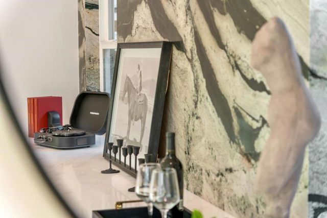 533 Robin Drive, Santa Clara, CA 95050