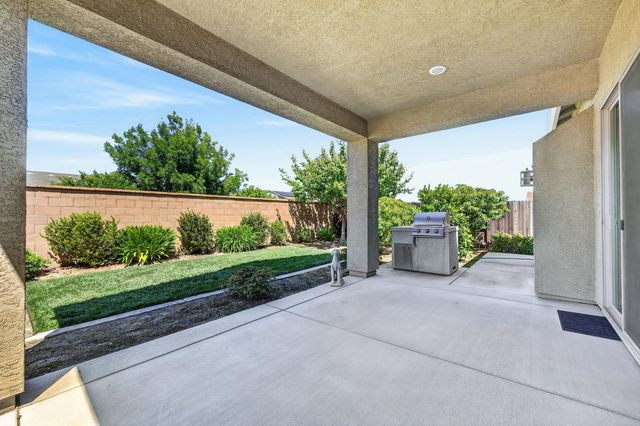 2400 Provincetown Way, Roseville, CA 95747
