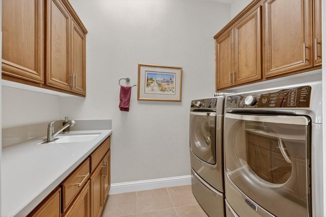 2400 Provincetown Way, Roseville, CA 95747