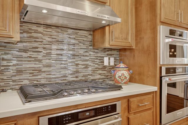 2400 Provincetown Way, Roseville, CA 95747