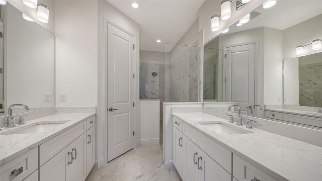 2114 SYLVESTER PALM LANE, Bradenton, FL 34212