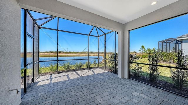 2114 SYLVESTER PALM LANE, Bradenton, FL 34212