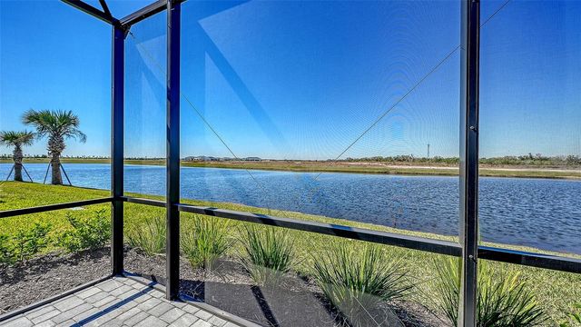 2114 SYLVESTER PALM LANE, Bradenton, FL 34212