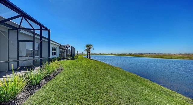 2114 SYLVESTER PALM LANE, Bradenton, FL 34212