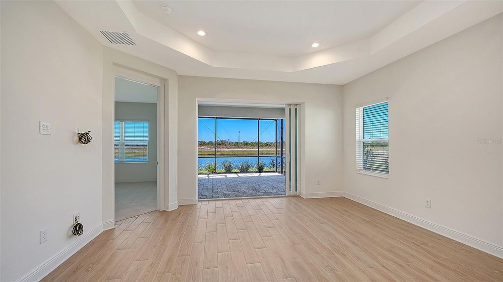 Image 15 of property listing at 2114 SYLVESTER PALM LANE, Bradenton, FL 34212