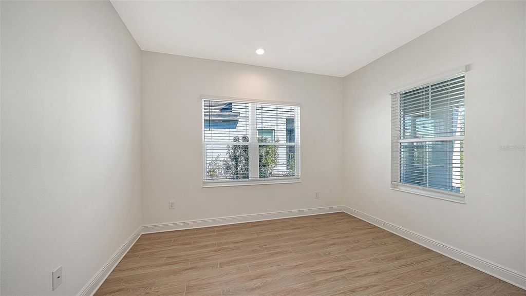 Image 31 of property listing at 2114 SYLVESTER PALM LANE, Bradenton, FL 34212