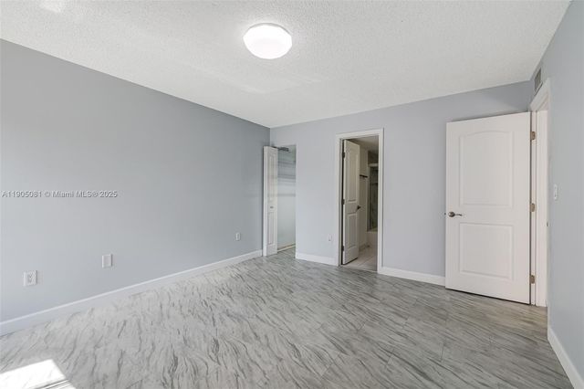 4705 NW 7th St 201-7, Miami, FL 33126