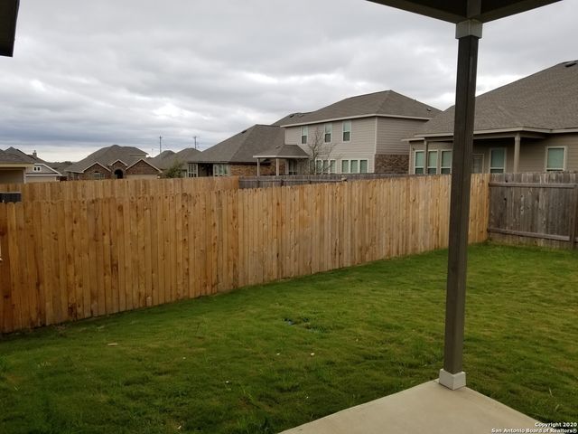 213 Hanover Pl, Cibolo, TX 78108