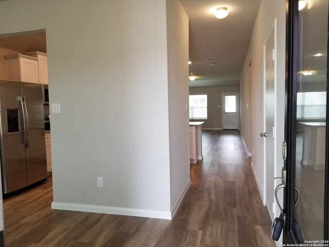 213 Hanover Pl, Cibolo, TX 78108