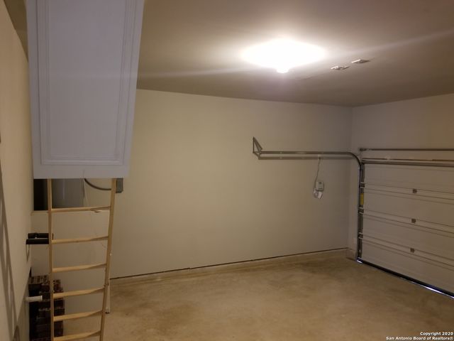 213 Hanover Pl, Cibolo, TX 78108