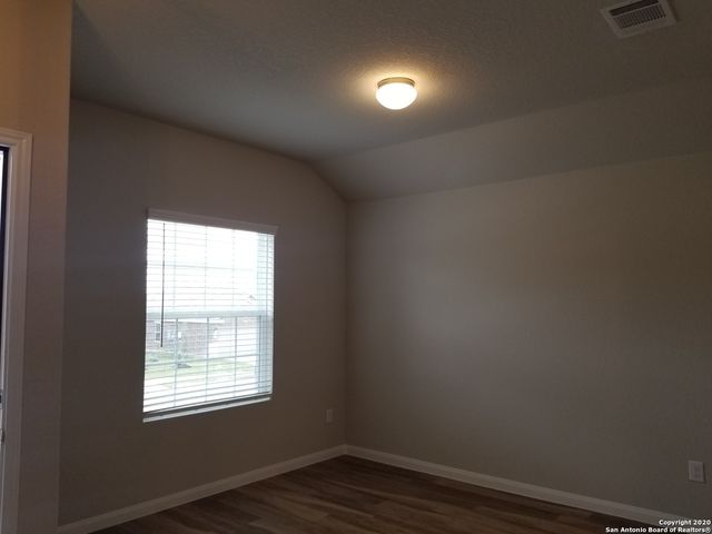 213 Hanover Pl, Cibolo, TX 78108