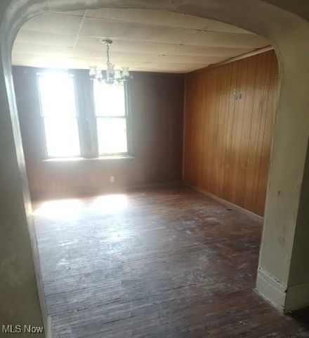 1222 Oregon Avenue, Steubenville, OH 43952