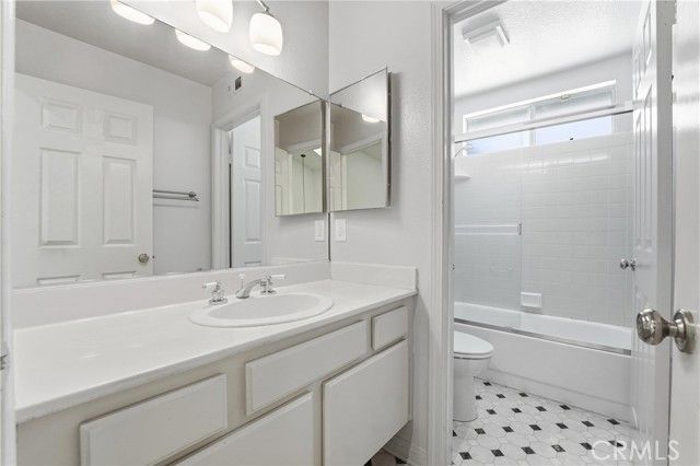 977 Auburn, San Dimas, CA 91773