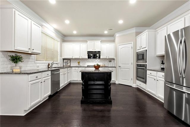 2345 Well Springs Dr, Buford, GA 30519