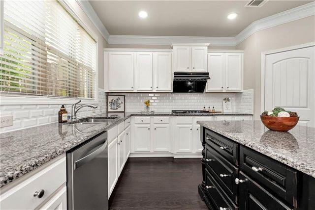 2345 Well Springs Dr, Buford, GA 30519