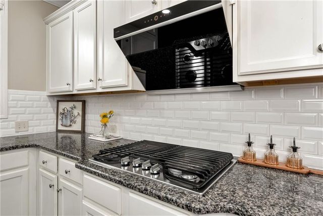 2345 Well Springs Dr, Buford, GA 30519