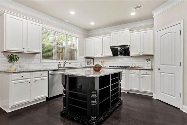 2345 Well Springs Dr, Buford, GA 30519