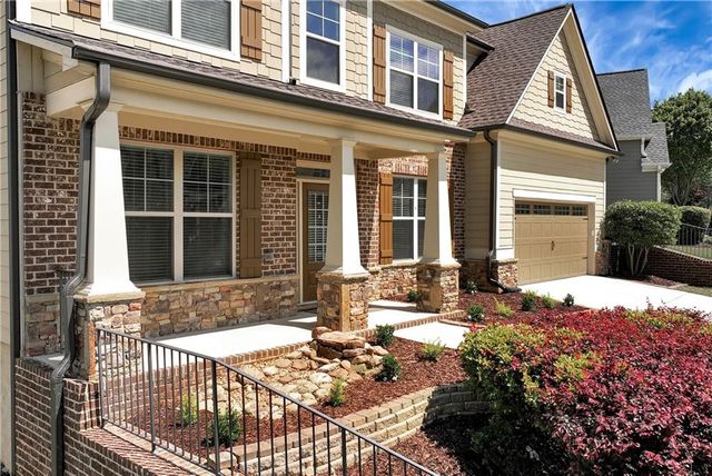 2345 Well Springs Dr, Buford, GA 30519