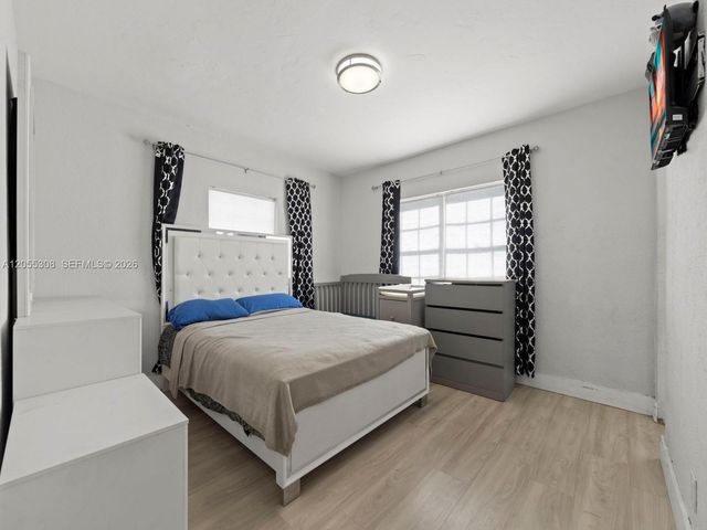355 W 62nd St, Hialeah, FL 33012