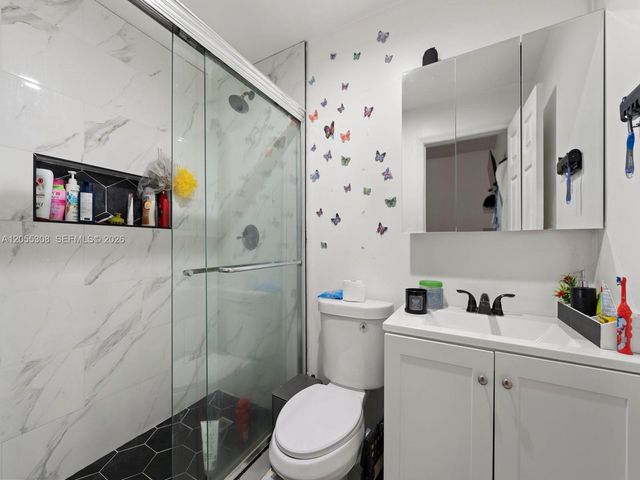 355 W 62nd St, Hialeah, FL 33012