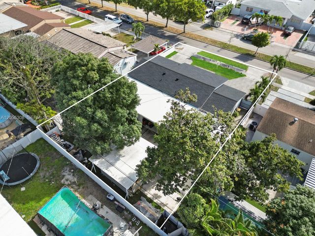 355 W 62nd St, Hialeah, FL 33012