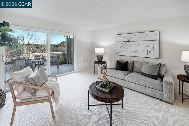 1557 Rockledge Ln 2, Walnut Creek, CA 94595