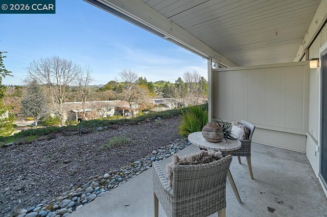 1557 Rockledge Ln 2, Walnut Creek, CA 94595