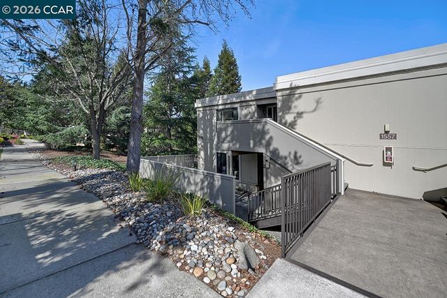 1557 Rockledge Ln 2, Walnut Creek, CA 94595