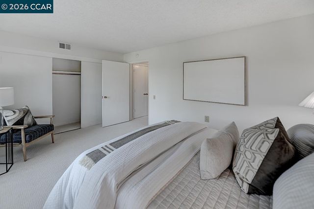 1557 Rockledge Ln 2, Walnut Creek, CA 94595