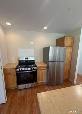 85 Green Hill Road, Madison, CT 06443