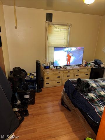 16202 Harvard Avenue, Cleveland, OH 44128