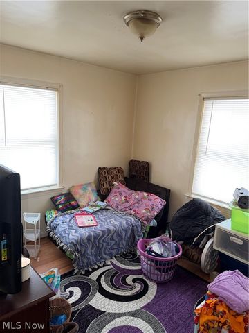 16202 Harvard Avenue, Cleveland, OH 44128