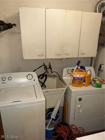 16202 Harvard Avenue, Cleveland, OH 44128