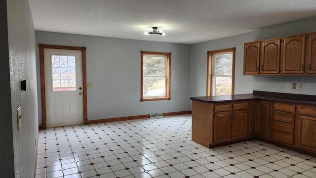 14177 Irish Ridge Road, Mount Hope, WI 53816