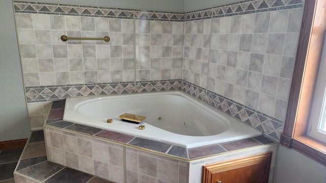 14177 Irish Ridge Road, Mount Hope, WI 53816